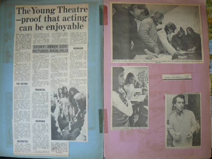 Select this image to see a larger version. The MID-WEEK FREE PRESS, Dec. 1, 1971 article displayed in Ian's scrapbook.