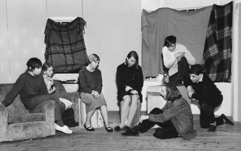 Select this image to see a larger version. Dress rehearsal (Act 2): [From left]
Ceris Challenger (Delphine); Margaret Tweedy (Kathy);
Jackie Colburn (Marie); Jacky Fryer (Jeanne);
Julia Fryer (Antoinette); Neil Saunders (Pierre)
& Dino Stavrides (Georges)
