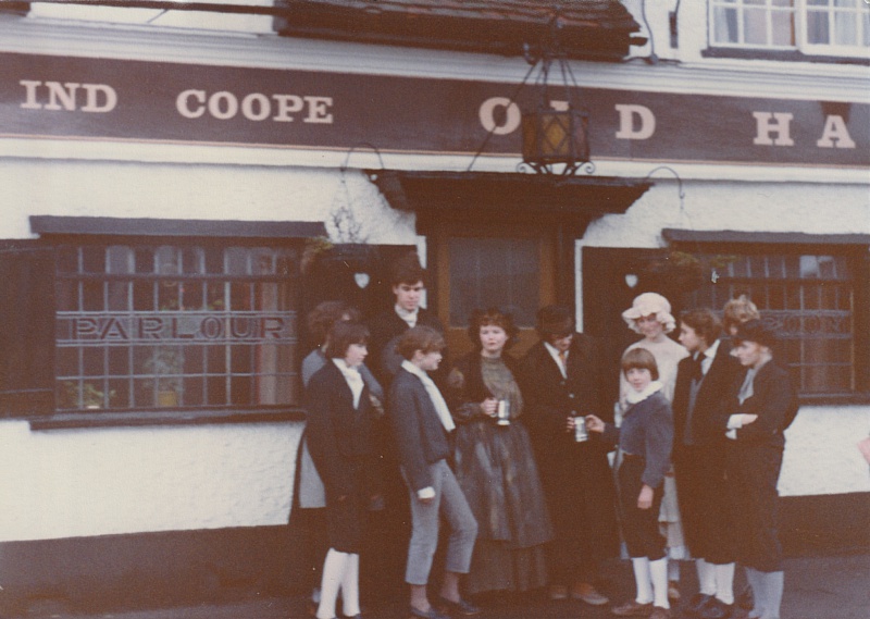 Select this image to see a larger version. 01 -  Members of the cast pause outside a local hostelry during their traditional pre-show publicity drive.

The Old Hare in the Old Town. Later, it became a branch of Zizzi.