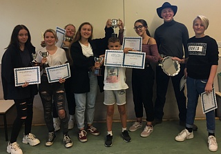 2018/9 Award Winners:
(L-R) Charlie Morgan, Libby Hart, Elli Damarell, Gwennan Williams (representing terra/earth), Henry Fotherby, Izzy Loudon (representing terra/earth), Raphael Darley, Charlie Arnison
 Select this image to see a larger version. 