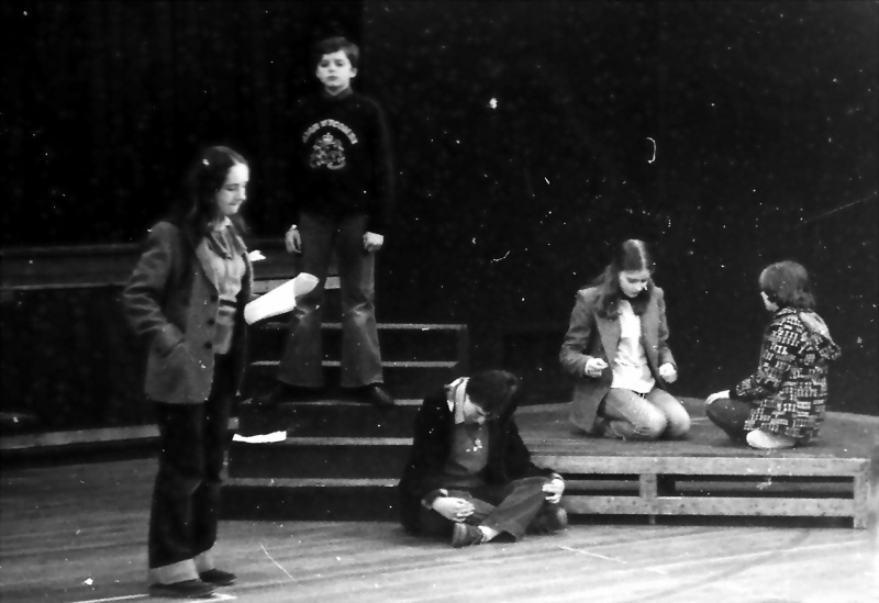 Select this image to see a larger version. 193: That looks like a young Mark Oldknow in the High Wycombe sweatshirt. Who are the rest and what is the show?

Photo - Mark Britton
